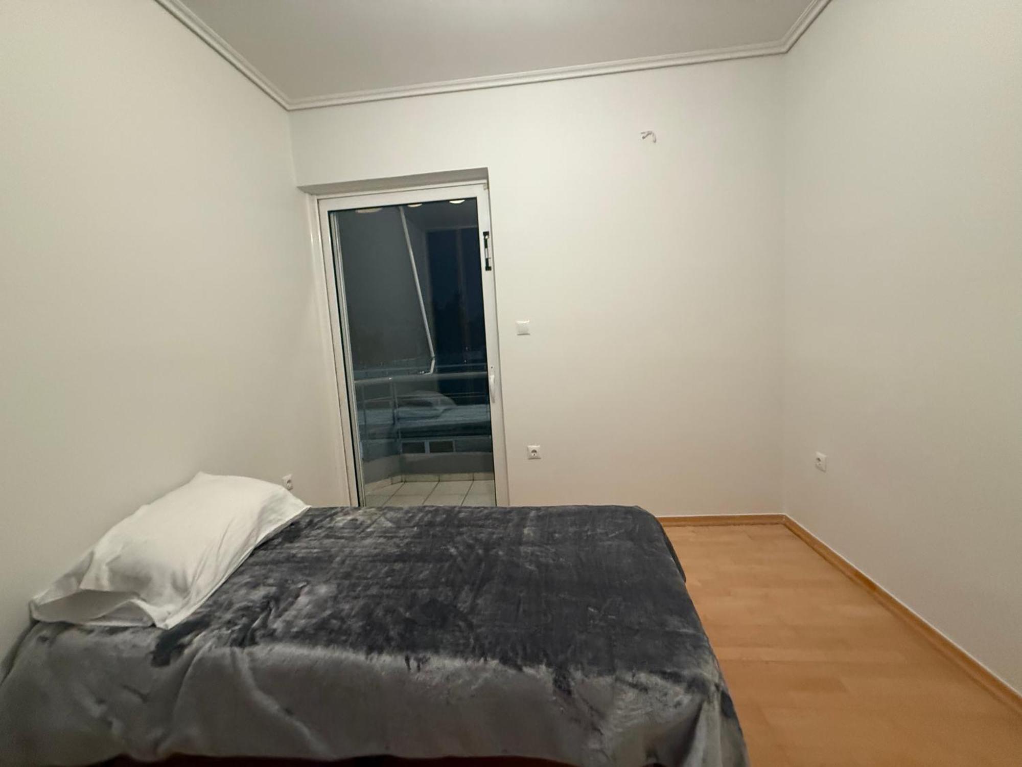 Sunny Home Private Jacuzzi Hydromassage Acropolis & Lycabettus Far View Parking 300M Metro Peristeri Athén Szoba fotó